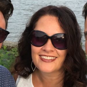 Meet your Posher, Jenny